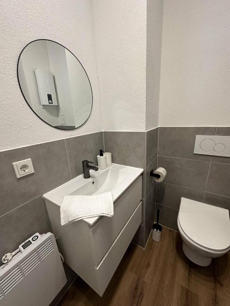Weinhaus Drosseleck Apartment Rudesheim am Rhein Bagian luar foto